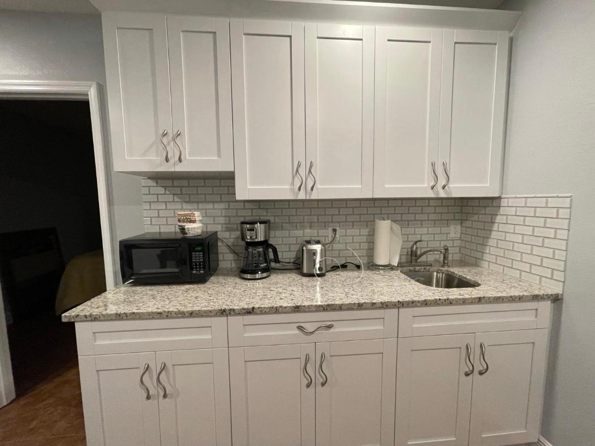 Twelve Oaks Modern Independent Apartment Tampa Kültér fotó