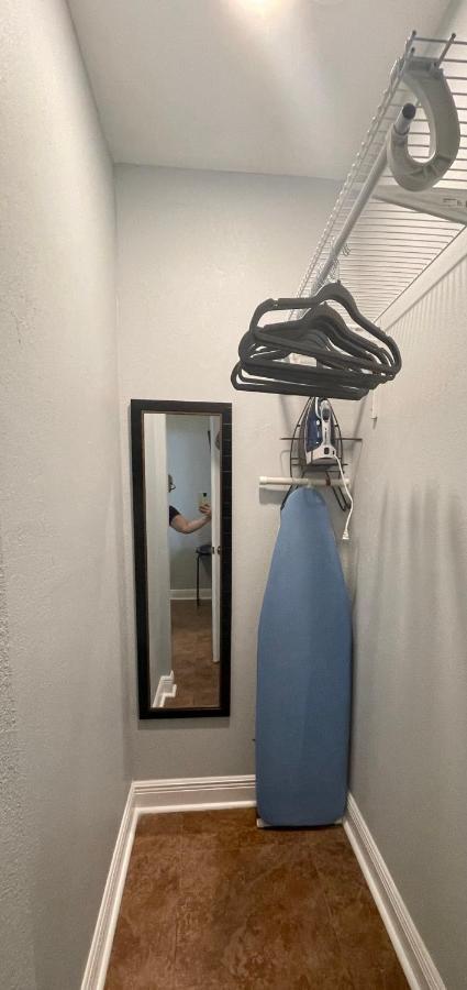 Twelve Oaks Modern Independent Apartment Tampa Kültér fotó
